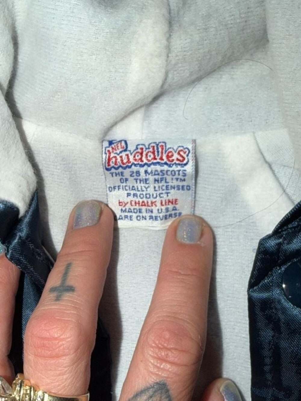 Vintage 1982 Chalk Line Dallas Cowboys NFL Huddles Satin Baby Jacket Size 6 Mont - Picture 2 of 5